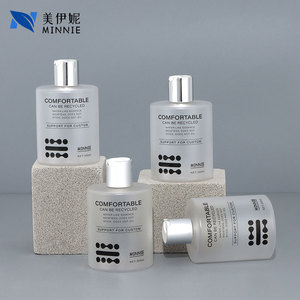 Botellas de Plástico Transparente de 300 ml con Tapa de Rosca, Cómodas para Cosméticos, Marca Minnie, Botellas Recargables - Product Image 1