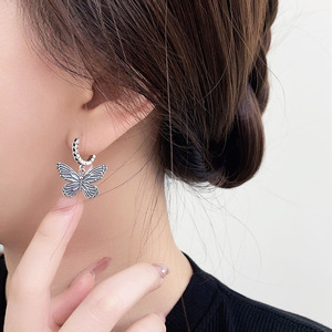 Pendientes de Aro de Plata de Ley S925 con Forma de Mariposa Yinruitai, Elegantes, Estilo Coreano, para Uso Diario - Product Image 3