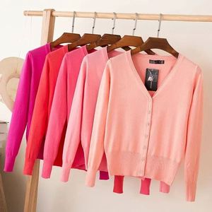 I-0019 Wholesale <strong>Sweater</strong> With Button Black <strong>White</strong> V Neck Long Sleeve Thin <strong>Knitted</strong> Women's Cardigan <strong>Sweaters</strong> - Product Image 1