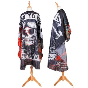 Capa de Peluquería Wanmei con Diseño de Calavera, Talla Universal, Material Textil Resistente - Product Image 5