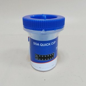 <span class=keywords><strong>Kits</strong></span> de prueba rápida de múltiples medicamentos Fuente de alimentación manual <span class=keywords><strong>Kits</strong></span> de prueba de drogas de taza rápida - Product Image 2