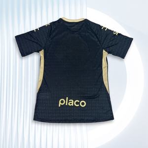 Maglia da Calcio Personalizzata Set Retro Ultimi Design della Squadra Uniforme da Calcio Stampata a Trasferimento Termico Rossa Alta Qualità 100% - Product Image 4