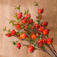 Feestelijke kunstmatige granaatappelbloemen Gesimuleerde boomtakken Fruit Tafeldecoraties Gunstige fruitversieringen Zacht PVC