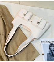 Sac à main de luxe au design de niche pour femme, décontracté, style cool et tendance, multi-poches, polyvalent, à porter sous le bras