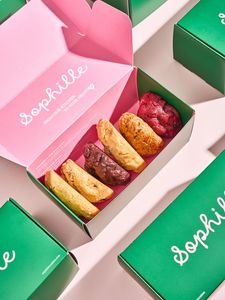 Bán Buôn Tùy Chỉnh Sang Trọng Màu Hồng Cookie Bao Bì Cấp Thực Phẩm Các Tông Bánh Hộp Mochi Donut Bánh Bao Bì Hộp Với Ngăn - Product Image 5
