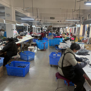 เสื้อกั๊กสำหรับสุนัขแบบมีสายรัด สำหรับกิจกรรมกลางแจ้ง ดีไซน์ทันสมัย ยี่ห้อ Yukon Pet Performance - Product Image 2