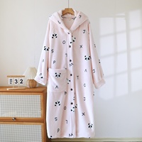 Vestido de Dormir Feminino de Flanela Grossa Yutu com Capuz e Manga Longa para Aquecimento e Conforto, Robe Solto para Uso Doméstico e Pijama