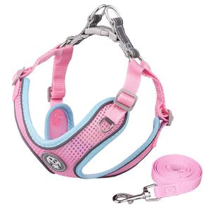 Conjunto de correa de arnés para perro mascota transpirable reflectante ligero hecho de gamuza y tela de malla - Product Image 1