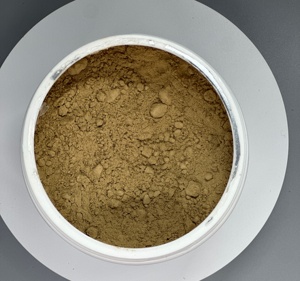 Paddenstoelenpoeder voor katten en honden, formule met kalkoenstaart, Reishi, Shiitake en Maitake paddenstoelen, en gepatenteerd wit kurkumawortelextract. - Product Image 4