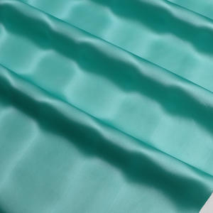 <span class=keywords><strong>Tessuto</strong></span> in Pelle Sintetica PU Lucida Goffrata per Abbigliamento, Vestiti, <span class=keywords><strong>Pantaloni</strong></span> <span class=keywords><strong>e</strong></span> Cappotti - Product Image 3