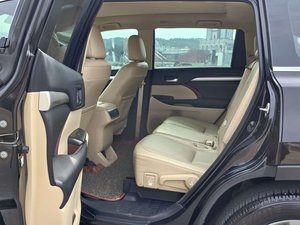 Voitures d'occasion Toyota <span class=keywords><strong>Highlander</strong></span> SUV <span class=keywords><strong>5</strong></span>/7 places, conduite à gauche, automatique, traction avant/intégrale, 2.0T, faible kilométrage, sans accident, export, vente en gros, 2015-2018 - Product Image 5