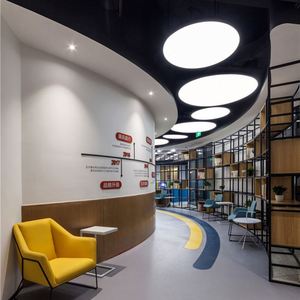 Nhà Máy Bán buôn kim loại màu đen vòng tròn Led vòng ánh sáng mặt dây chuyền cho trò chơi hội trường điều khiển từ xa và điều chỉnh chiều cao tính năng - Product Image 4