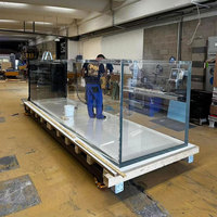 Aquarium personnalisé de luxe en acrylique et plastique écologique au design moderne pour salon