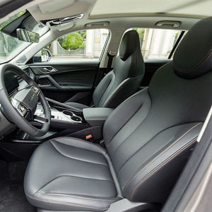 Housses de siège auto sur mesure en cuir de haute qualité pour 5 sièges, compatibles avec Roewe RX5 2016 2017 2018 2019 2020 2021 2022 2023 - Product Image 2