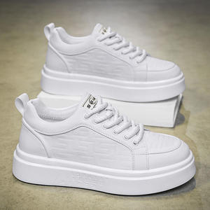 Scarpe da Corsa alla Moda per Uomo, Traspiranti con Tomaia in Rete, Allacciatura, Aumento di Altezza, Sportive e Casual - Product Image 3