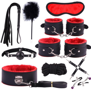 Set de Bondage Erótico de Cuero y Felpa de 10 Piezas con Restricciones para Uso Sexual en Adultos - Product Image 2