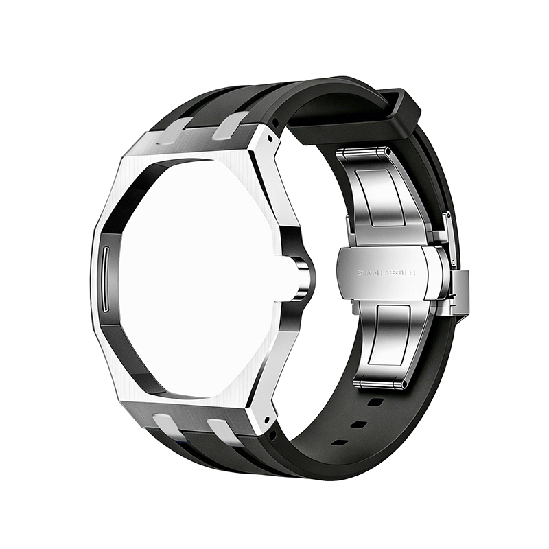 Boîtier argenté Bracelet en silicone noir