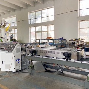 Machine d'extrusion de tuyaux électriques ondulés à paroi simple en polyéthylène haute densité (HDPE) pour autoroute - Product Image 5