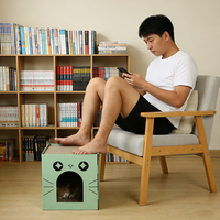 Vente en gros et personnalisable : Villa pour chat de luxe léger à 2 niveaux en forme de losange, en carton ondulé facile à démonter, impression de logo de marque disponible
