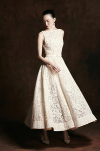 Abito da donna elegante da sera formale <span class=keywords><strong>con</strong></span> maniche regolari, <span class=keywords><strong>in</strong></span> pizzo, lungo fino al pavimento, stile bohémien, <span class=keywords><strong>con</strong></span> strascico a cappella e allacciatura <span class=keywords><strong>con</strong></span> <span class=keywords><strong>cintura</strong></span> - Product Image 3