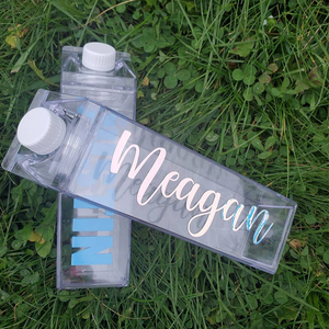 2022 Clear Acrylic 500ml Milk Carton Plastic Square Drink Water Bottle With Custom Logo