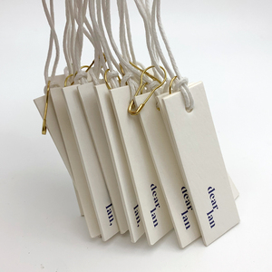 Best Quality Hot Selling Thick Paper Hang Tag Luxury Paper Clothing Hang Tag Eco Friendly With Brand Logo Garment Hang Tag