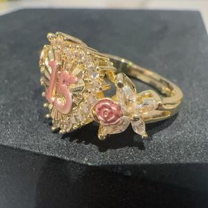 Anello Regolabile in Rame di Alta Qualità con Corona di Zirconi per Cerimonia dei 15 Anni, Regalo per Ragazze e Adulti, Gioielli per Feste - Product Image 2