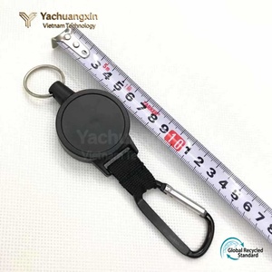 Llavero retráctil con gancho de mosquetón, accesorio de plástico negro para exteriores, para acampar, senderismo, todas las estaciones, 1 unidad - Product Image 4