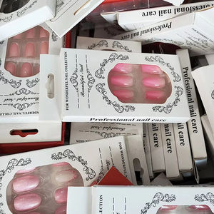 Promotion 24 <span class=keywords><strong>Faux</strong></span> <span class=keywords><strong>Ongles</strong></span> de Luxe Haute Qualité Style Aléatoire French Tip Coffin Carré Amande Press-on - Product Image 1