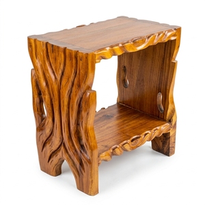 Une table d'appoint de style tronc d'arbre avec une étagère de rangement ouverte, alliant le charme rustique naturel à une élégance fonctionnelle. - Product Image 1