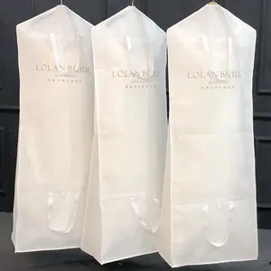 Nouveau Style moderne Non-tissé costume sacs robe de mariée vêtement sac anti-poussière maison sac de rangement Logo personnalisé