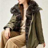 Tyan Olivgrüner Langarm-Mantel Mehrschichtiger Pelzkragen Vorne Öffnender Parka Winter Mittellanger Damen-Überzieher Abnehmbarer Fuchspelz