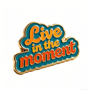 โลหะผสมแบบเรโทรสั่งทำพิเศษ พร้อมข้อความสร้างแรงบันดาลใจสำหรับของที่ระลึก LGBT - Product Image 2