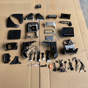 Adecuado para actualizar los modelos Land Cruiser de 2008-2015 al nuevo interior de 2020 con modificación para volante a la izquierda. - Product Image 2