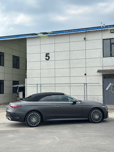 Pellicola Adesiva Super Opaca Nera 1,52*17m/5*56ft per Wrapping Auto, Vinile Satinato Senza Bolle d'Aria, Pellicola per Cambio Colore Auto - Product Image 4