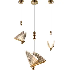 Chambre nordique personnalité Bar escaliers Loft Villa lustre beau papillon monde noël lampes suspendues éclairage doux