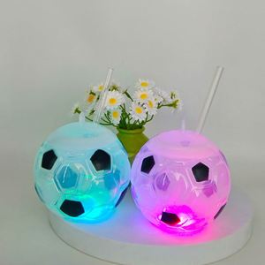 Vaso de Plástico Desechable con Forma de Balón de Fútbol para Niños, Ideal para Festivales - Product Image 4