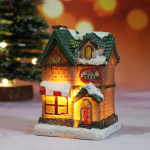 Decoración Navideña al por Mayor, Luces LED para el Hogar, Adornos Navideños, Pequeños Edificios de Resina en Miniatura para el Hogar, Regalos para Niños - Product Image 6