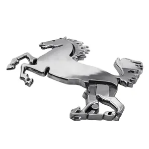 Logo adhésif d'emblème de <span class=keywords><strong>cheval</strong></span> de <span class=keywords><strong>voiture</strong></span> de chrome argent lisse en plastique ABS de galvanoplastie personnalisé pour la carrosserie de <span class=keywords><strong>voiture</strong></span> - Product Image 1