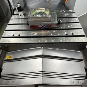 Máy phay <span class=keywords><strong>CNC</strong></span> với hệ thống điều khiển fanuc Trung tâm gia công dọc 3 trục - Product Image 2