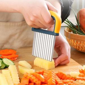 Cortador de Patatas Manual de Acero Inoxidable, Cuchillo Ondulado para Patatas Fritas, Rebanador de Patatas, Cortador de Patatas en Espiral - Product Image 6