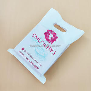 कस्टम ब्रांड नाम बुटीक उपहार प्लास्टिक की कटौती संभाल बैग फिर से उपयोग करने योग्य प्लास्टिक शॉपिंग बैग के साथ - Product Image 6