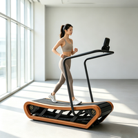 Tapis roulant incurvé en bois de pin non motorisé avec bande de course en nylon haute résistance 1450*800*1560mm 95kg (net) 105kg (brut) Machine de cardio pour la maison et la salle de sport