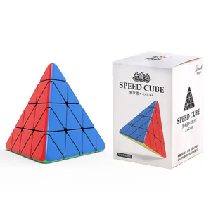 Yuxin kleine magische Pyramide 4x4 Magnet würfel Geschwindigkeit Kunststoff Puzzle Spielzeug Lernspiel zeug Würfel