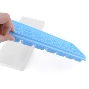 Moules à glaçons en plastique écologiques sans BPA avec couvercles, 24 cavités carrées, pour jus, aliments pour bébés, chocolat - Product Image 3