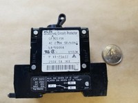 Pelindung Sirkuit Cp32e/5k Ac 5a 250v 50/60hz Set Lengkap Aksesoris Plc Industri: Sensor / Kontaktor / Relay, Umum