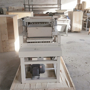 2024 Tasa de alta eficiencia Cacao empapado Guisante Piñones Lentejas Granos de café Vía húmeda Máquina peladora de cacahuetes Precio - Product Image 3