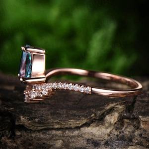 Anillo de Compromiso de Plata de Ley 925 con Corte de Pera y Alejandrita Cultivada en Laboratorio, Joyería Fina Popular para Bodas, Fiestas y Aniversarios de Mujeres - Product Image 3