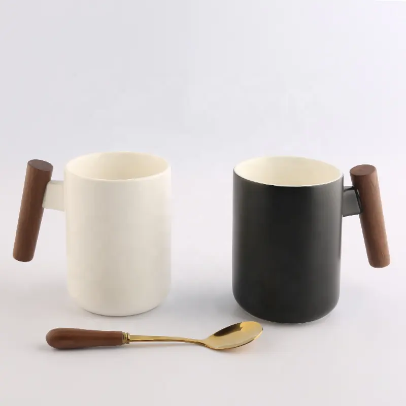 12oz New Arrival Wooden Handle Ceramic Coffee Mug Cup With Spoon