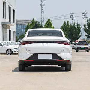 520km Smart Travel Edition Byd E7 136 PS Lithium-Eisen-Phosphat-Batterie 4-türige 5-Sitzer-Limousine New Energy Electric Vehicles Car - Product Image 6